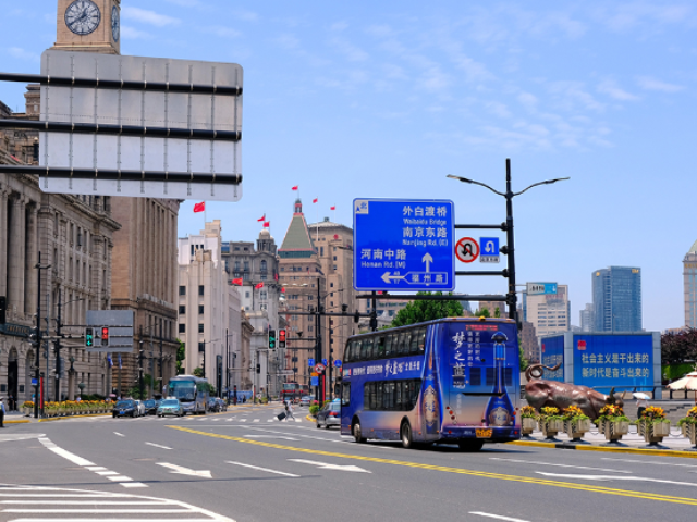 上海旅游集散中心巴士广告代理 上海市天迪广告供应