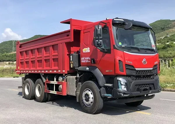 Dongfeng Dump truck cargo truck three-axle diesel 3-seater rear drive 6×4 manual transmission