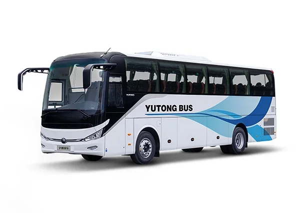 Yutong 30-50-seater highway tourist long-distance bus diesel front-wheel drive
