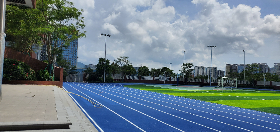 選擇塑膠跑道按需定制