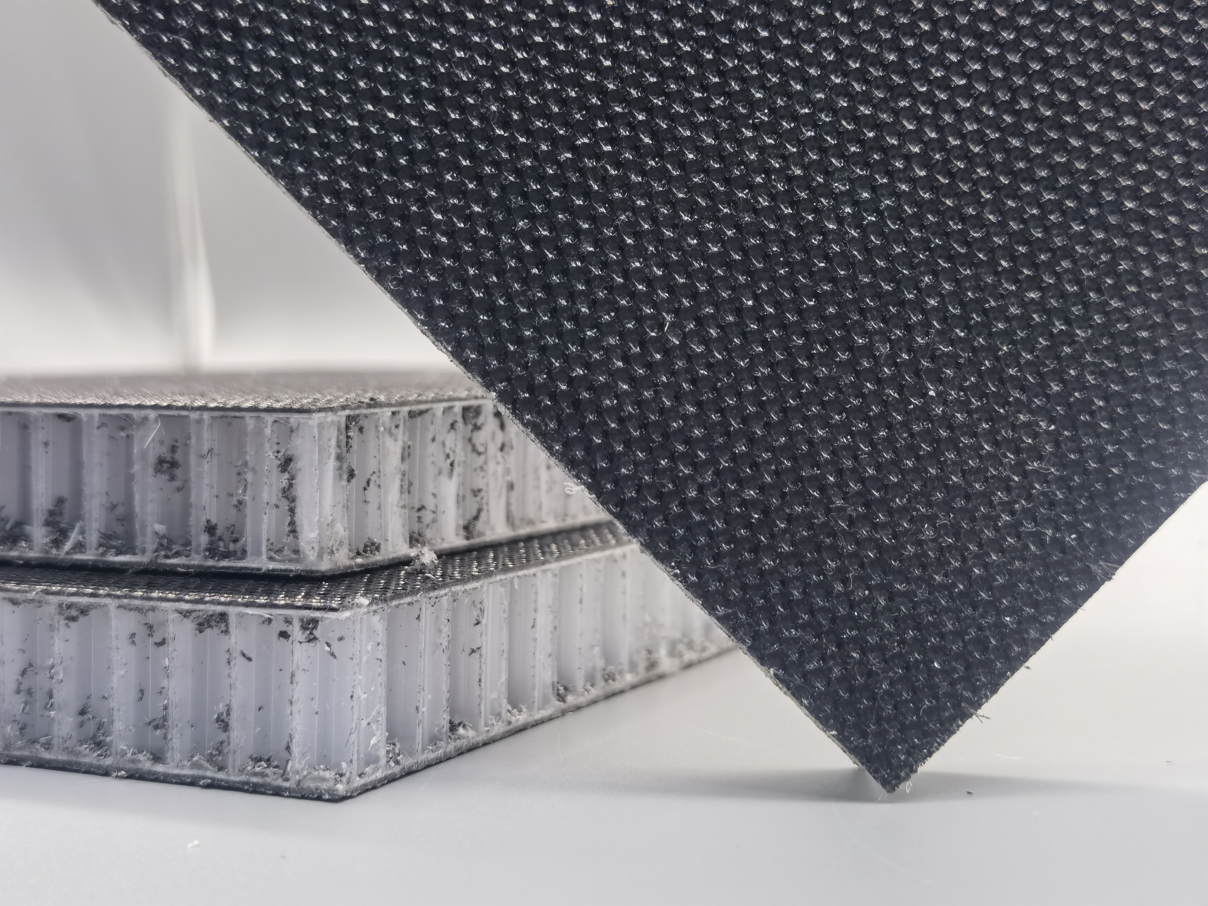 PP蜂窩防滑板：革新的腳手架板！