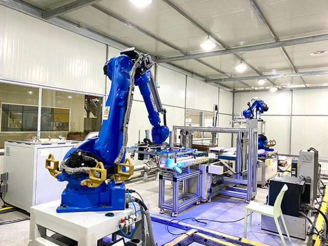 四川工业焊接机器人工业机器人培训哪家机构好 客户至上 四川匠人组合教育咨询供应