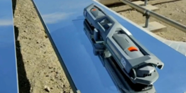 河北光伏面板清洁运维机器人 苏州翼博特智能科技供应