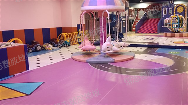 乐昌市幼儿园塑胶地板要多少钱 深圳市翎志运动地板供应
