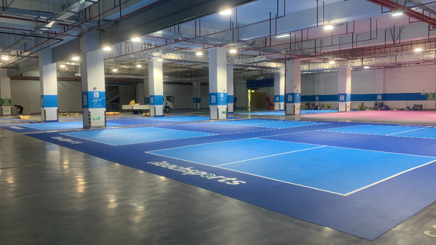 防城港市改性丙烯酸匹克球运动地板费用是多少 深圳市翎志运动地板供应
