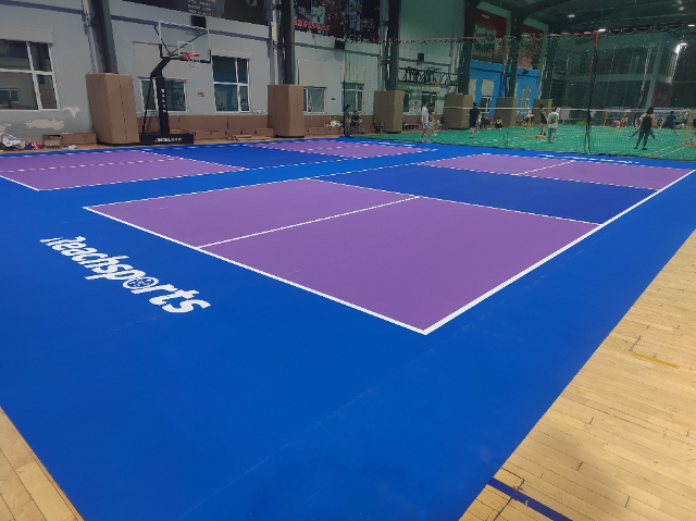 深圳可移動丙烯酸卷材廠家價格 推薦廠家 深圳市翎志運(yùn)動地板供應(yīng)