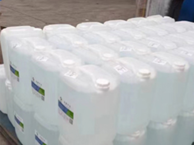 附近實(shí)驗(yàn)室蒸餾水廠家現(xiàn)貨 誠信經(jīng)營 蘇州威立特環(huán)保科技供應(yīng)