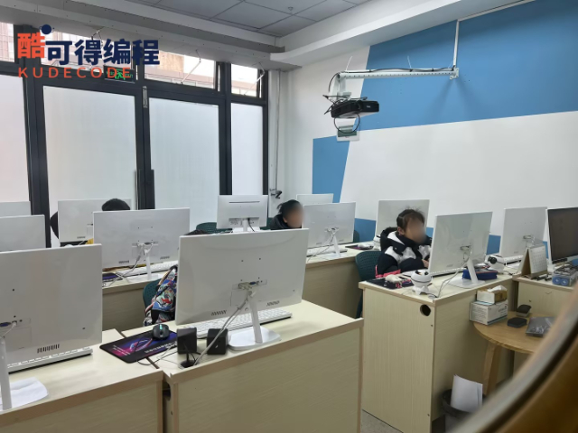 临海图形化机器人编程特长生 台州酷可得教育科技供应