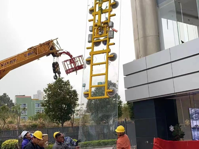上海展示玻璃破损 欢迎咨询 广东锐进建设工程供应