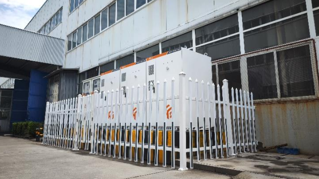 浙江柜体式储能舱供应商 上海上电夸父新能源科技供应