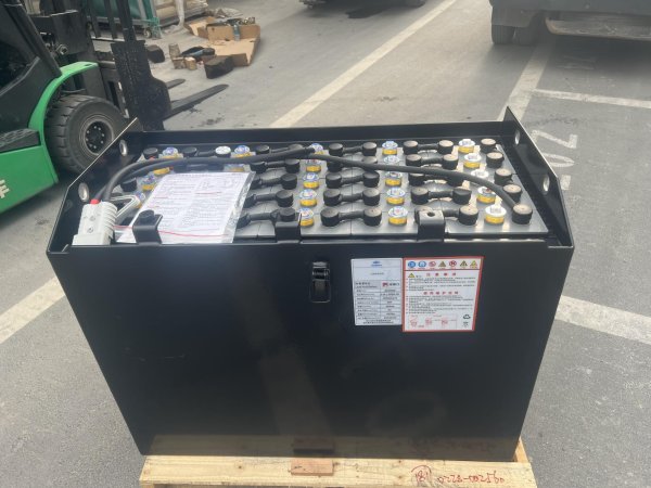 海斯特2噸/2.5噸叉車蓄電池 24-4PZS560 48V 560AH 