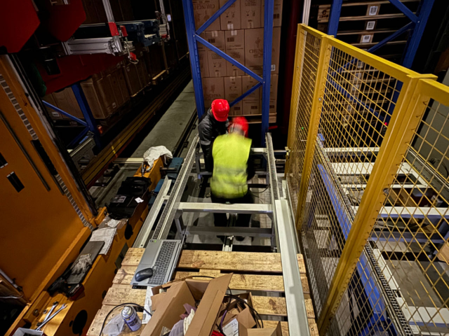 山東化工倉儲堆垛機維護保養(yǎng)哪個牌子好 上海宙禹自動化技術供應