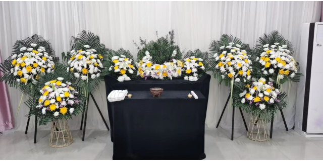 金山区殡葬鲜花